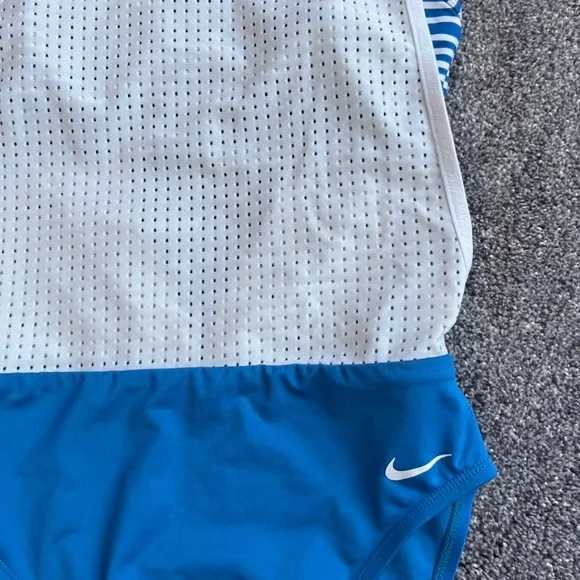 Nike vintage 2pc swimsuit bikini, 2 piece suspender like style size small - Picture 3 of 7